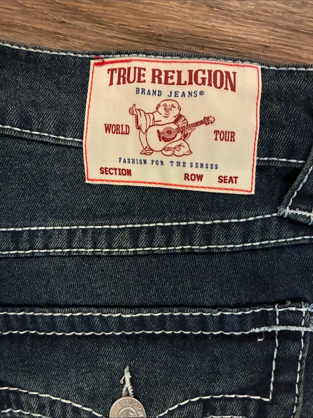 Men's true religion relaxed straight jeans